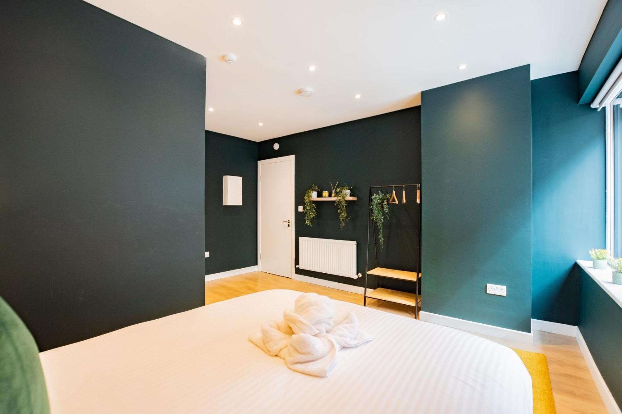 The Large Group House -Sleeps 21 Villa Dublin Bagian luar foto