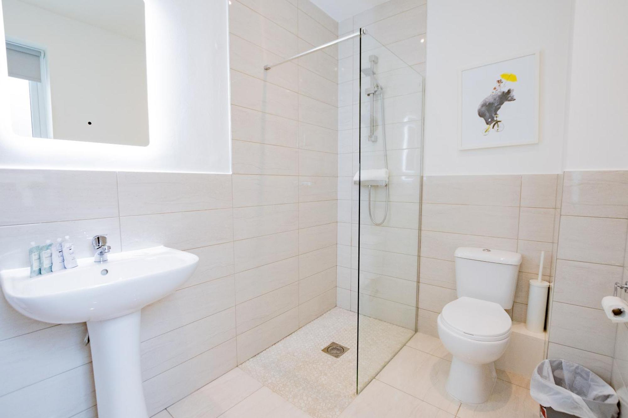 The Large Group House -Sleeps 21 Villa Dublin Bagian luar foto