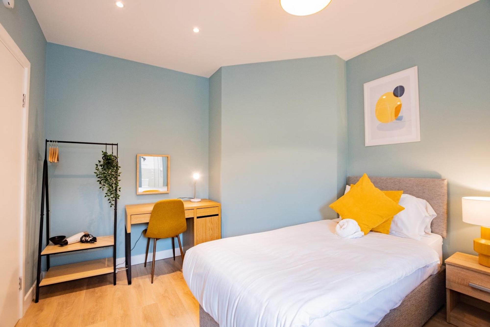 The Large Group House -Sleeps 21 Villa Dublin Bagian luar foto