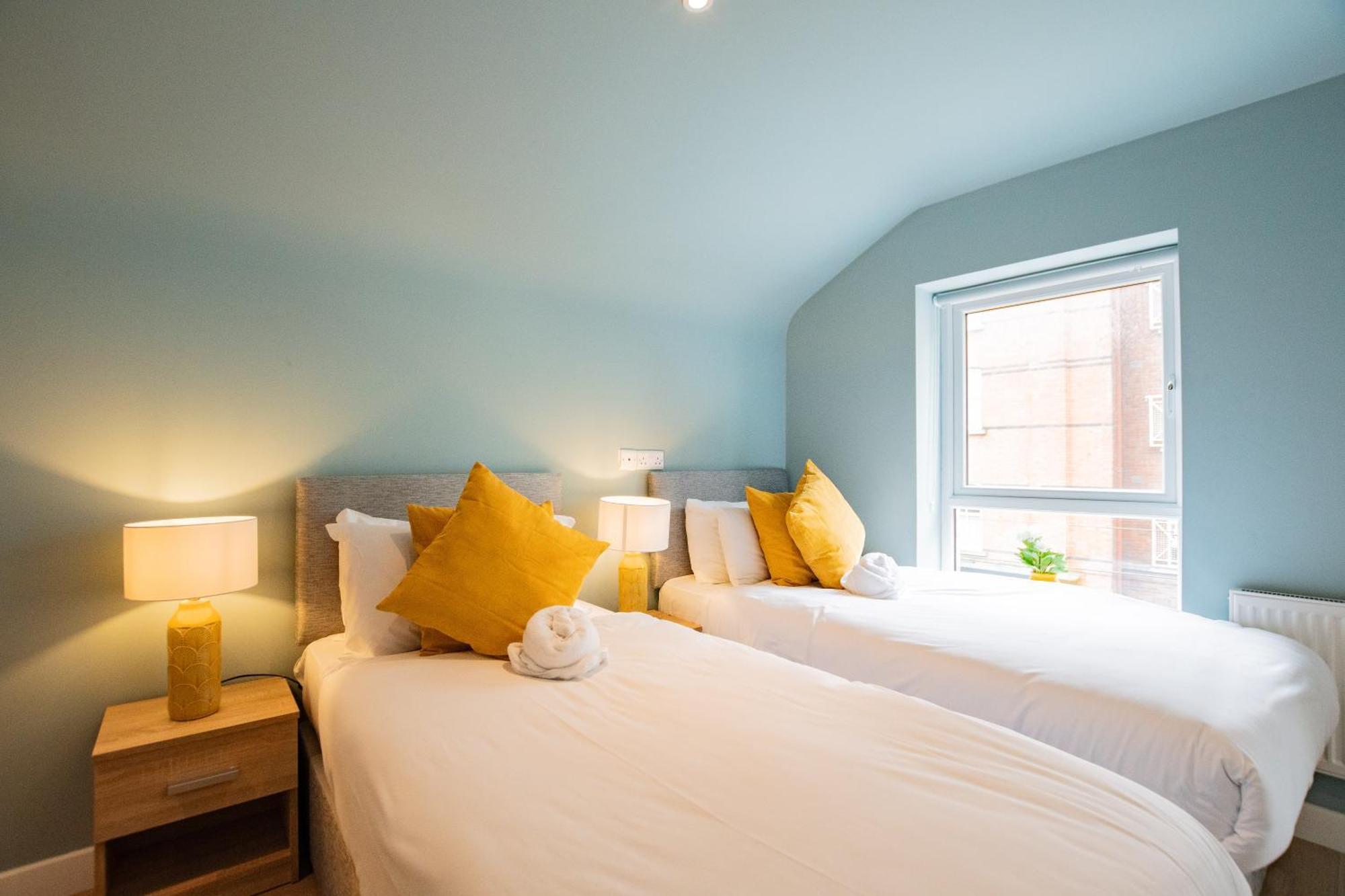 The Large Group House -Sleeps 21 Villa Dublin Bagian luar foto
