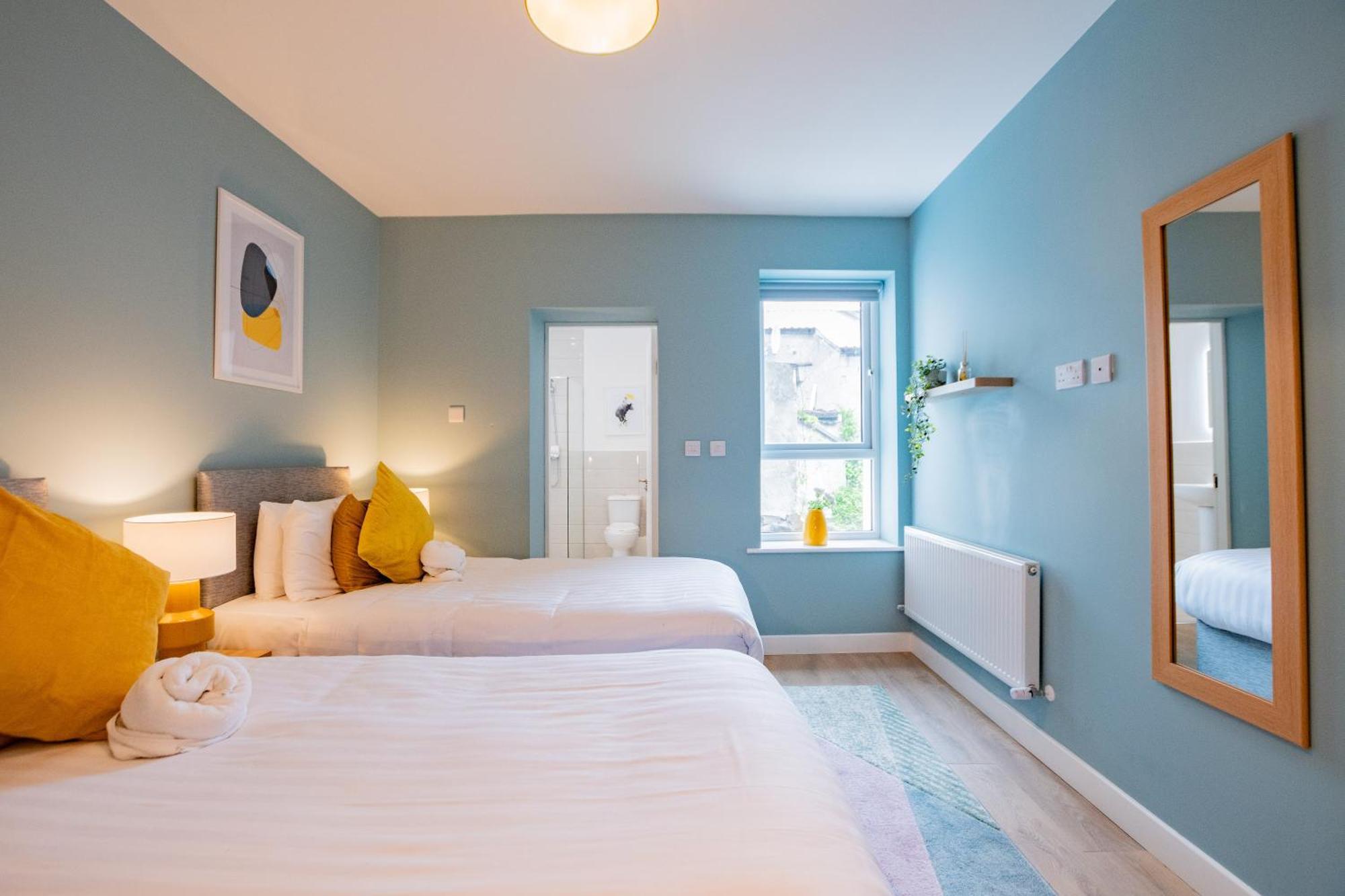 The Large Group House -Sleeps 21 Villa Dublin Bagian luar foto