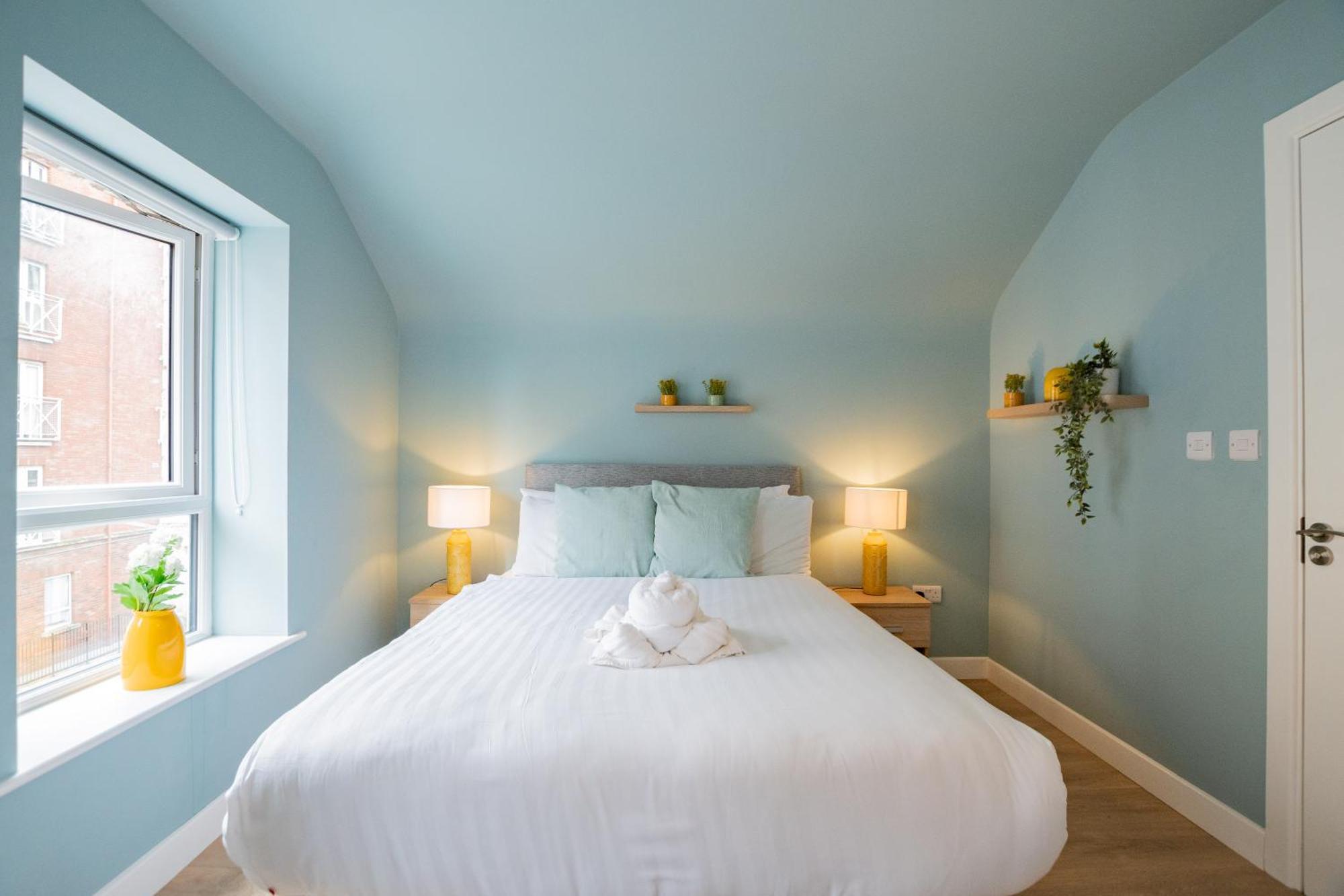 The Large Group House -Sleeps 21 Villa Dublin Bagian luar foto