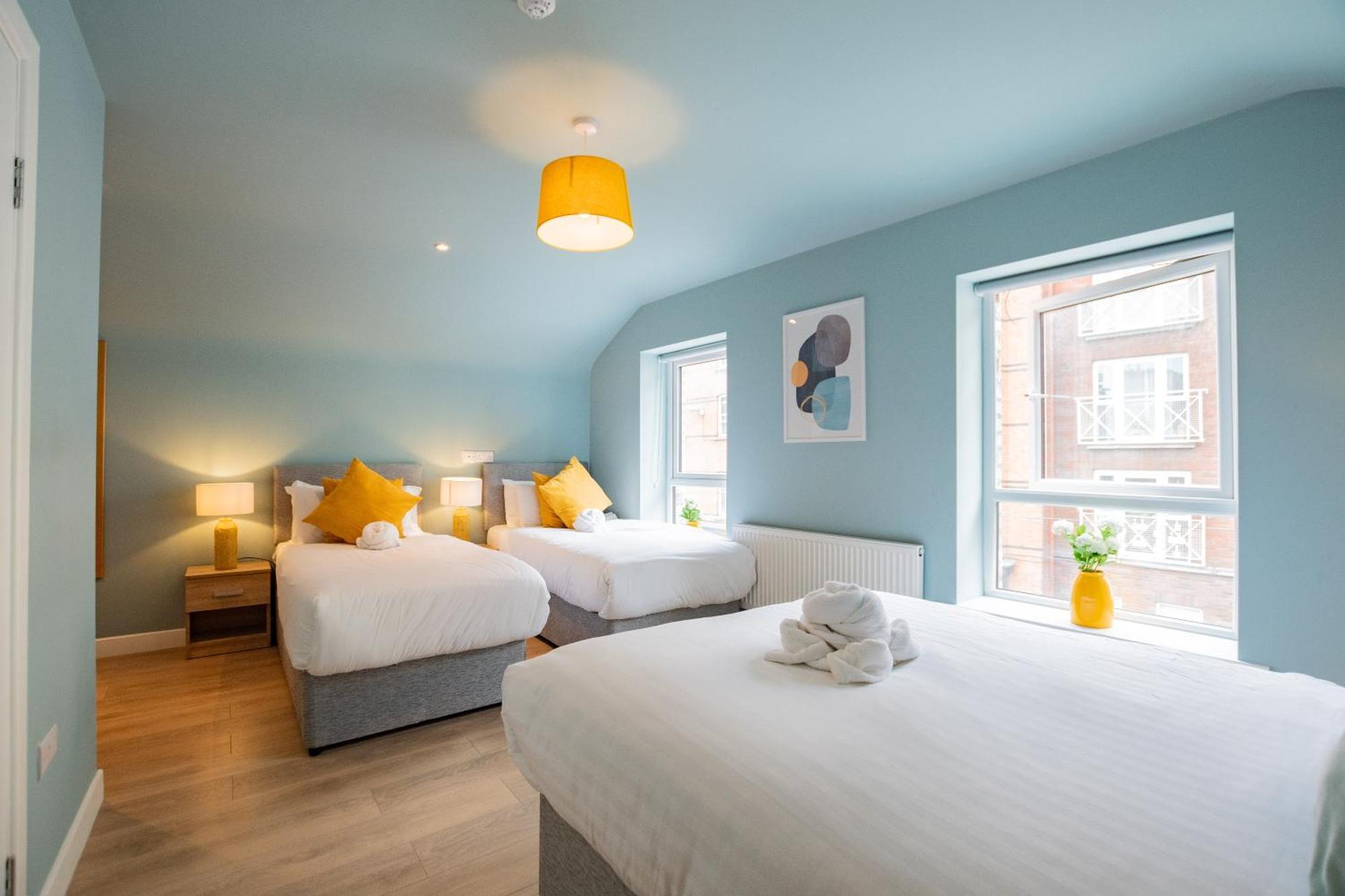 The Large Group House -Sleeps 21 Villa Dublin Bagian luar foto